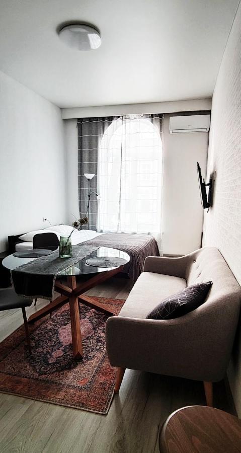 Flat in the city center Odesa Exterior photo