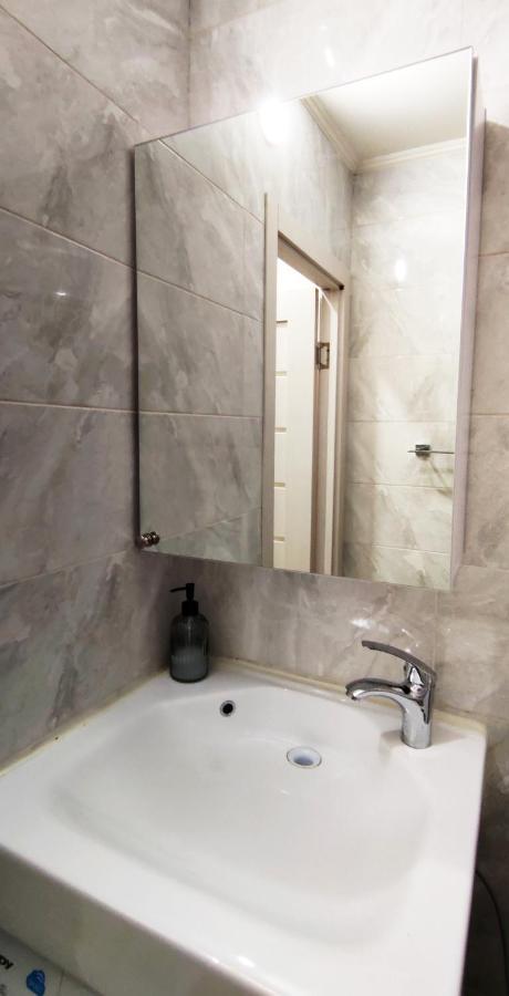 Flat in the city center Odesa Exterior photo
