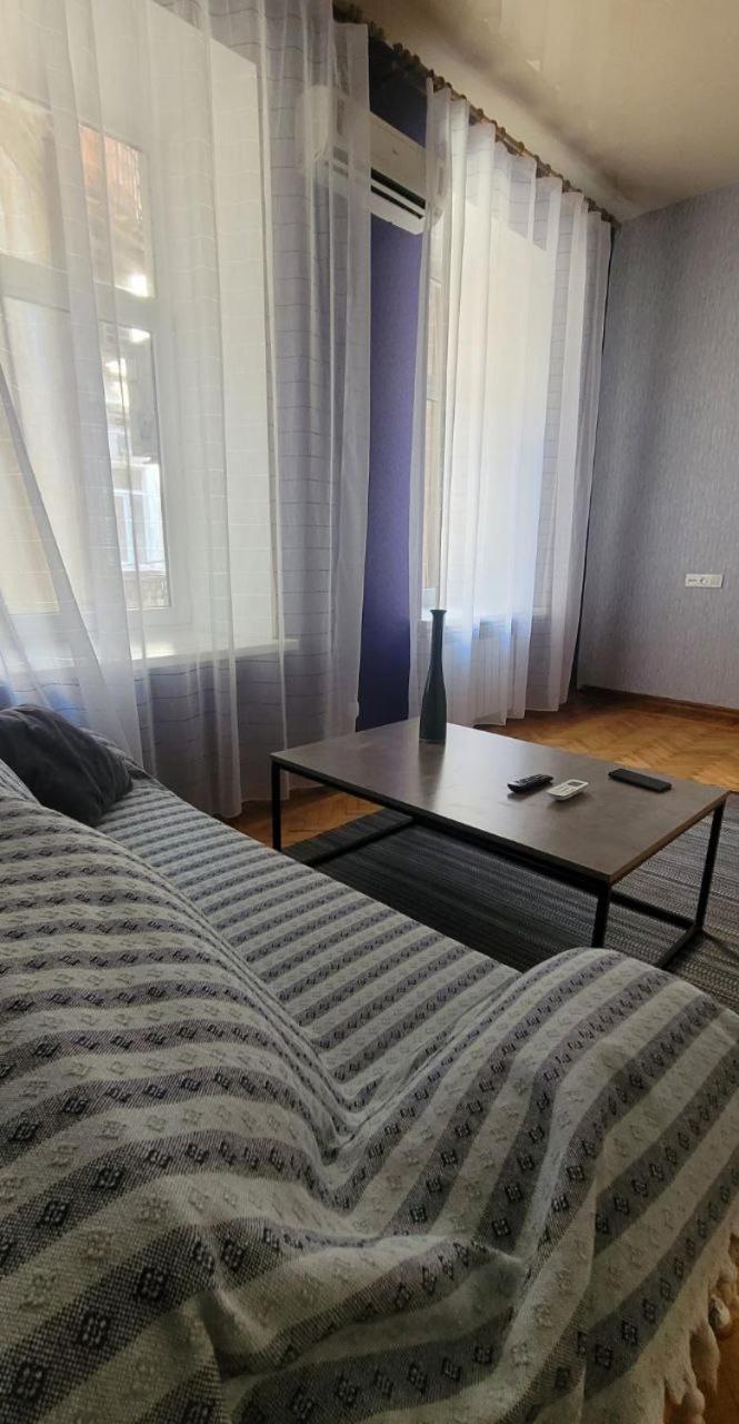 Flat in the city center Odesa Exterior photo